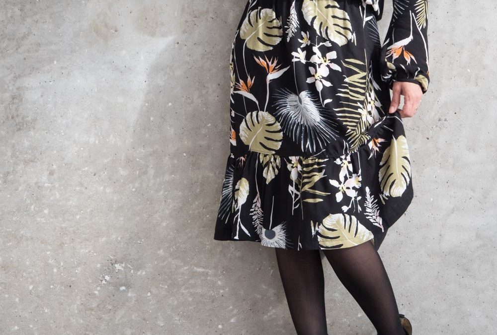 Blumenkleid nähen statt kaufen – Von kleinen Männchen in meinem Kopf und einem langen Weg zu ganz viel Stolz