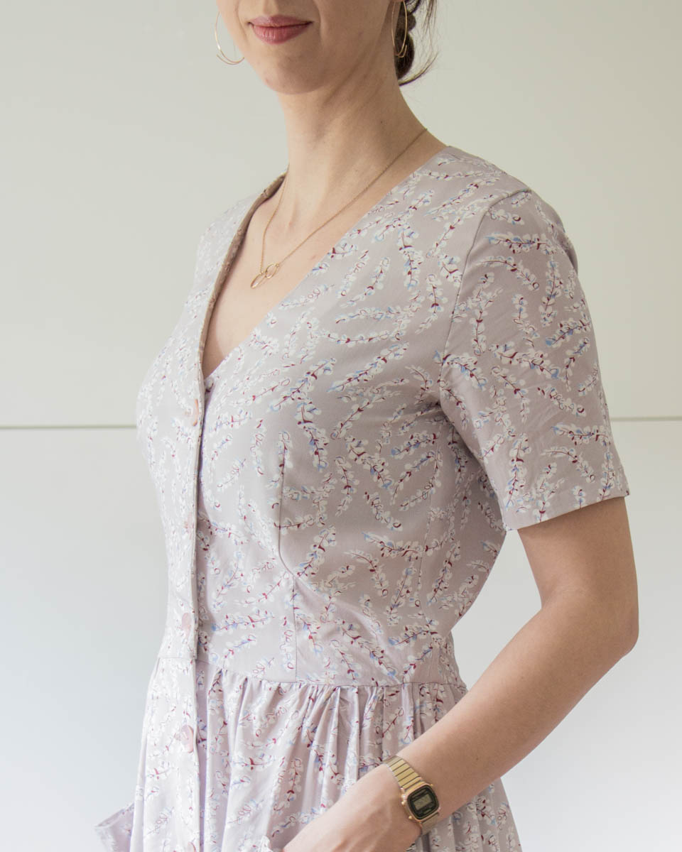 Kleid Paris aus Viskose mit Streublumen