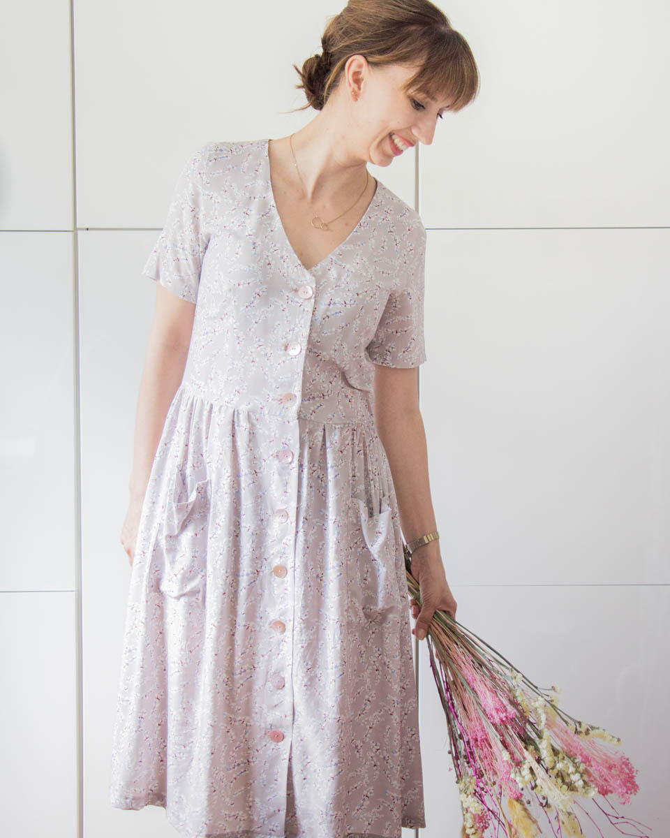 Kleid Paris aus Viskose mit Streublumen